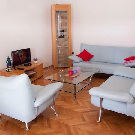 Nadalina Apartment Kaštel Stari Exteriör bild