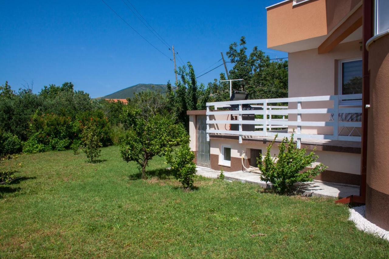 Apartment Nadalina *